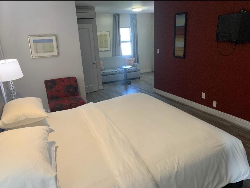 Deluxe King Room,1545109186:JPEG